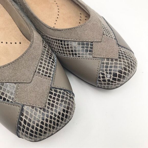 Trotters SHARP Brown Leather Faux Reptile Design Cushioned Slip On Ballet Flat - Picture 9 of 16